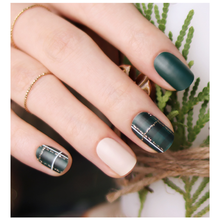 Load image into Gallery viewer, Zipkok® Gel Nail Strips - Vintage Green Check