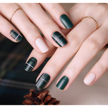 Load image into Gallery viewer, Zipkok® Gel Nail Strips - Vintage Green Check