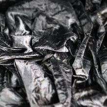 Load image into Gallery viewer, Black Velvet Pleated