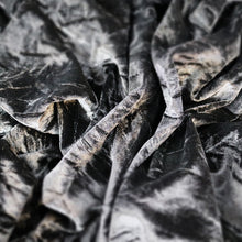 Load image into Gallery viewer, Black Velvet Pleated