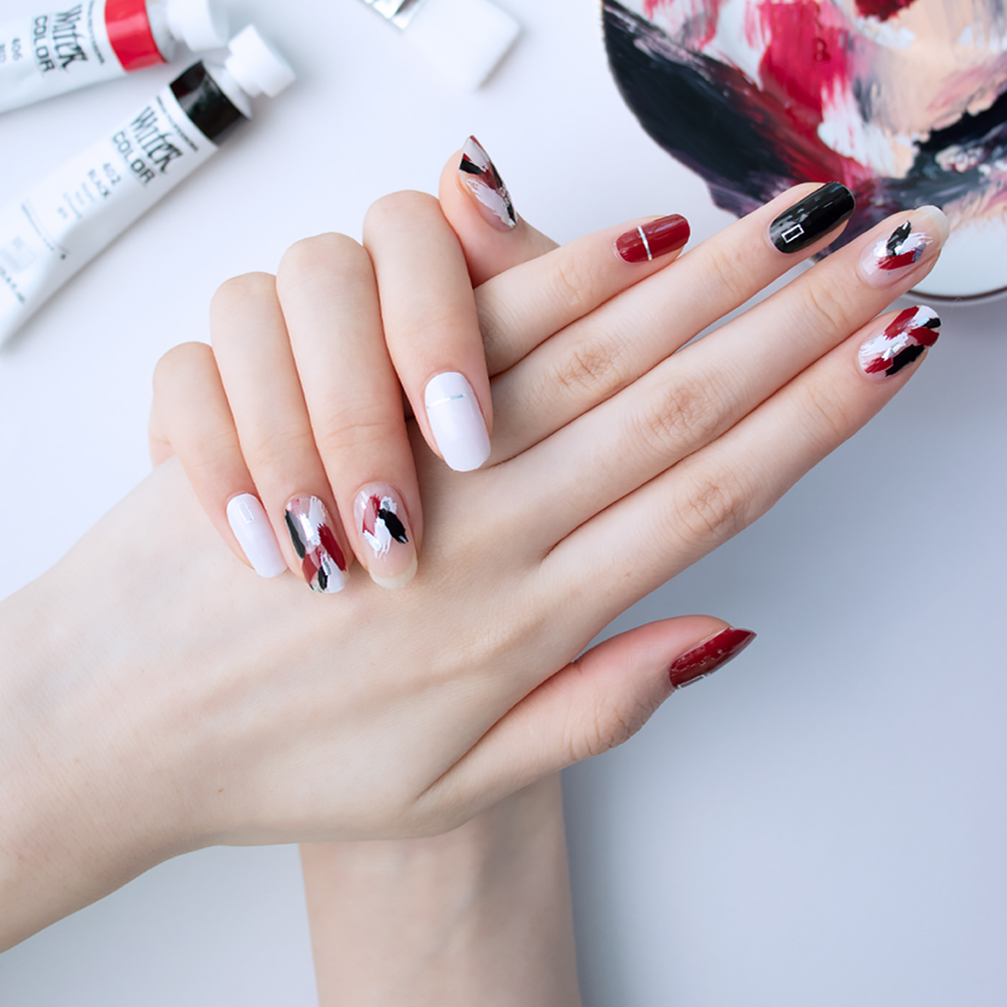 Zipkok® Gel Nail Strips - Blood Red GRAFFITI