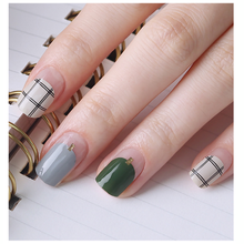 Load image into Gallery viewer, Zipkok® Gel Nail Strips - Deep Green Check
