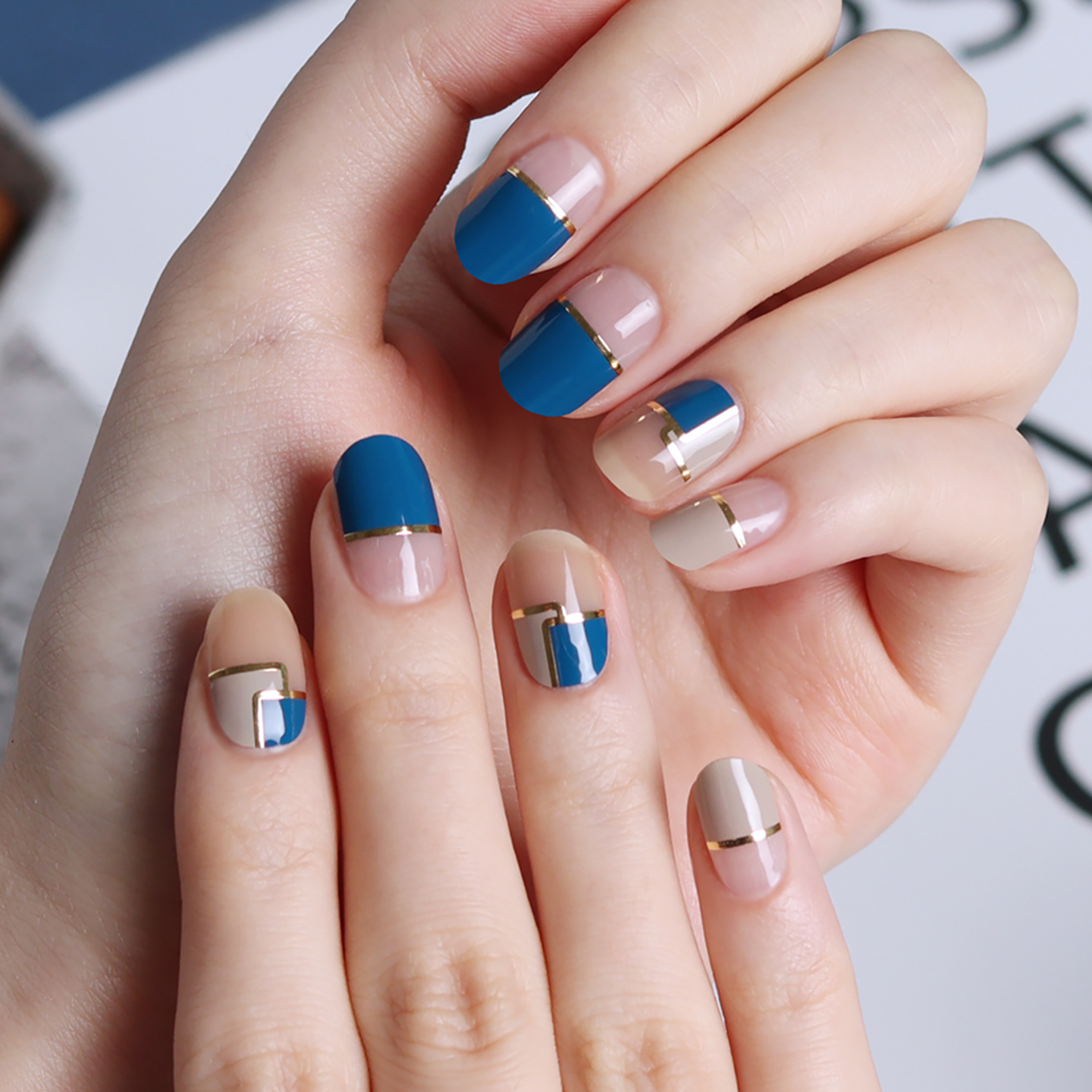 Zipkok® Gel Nail Strips - Blue Mondrian