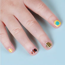 Load image into Gallery viewer, Zipkok® Mini Gel Nail Strips for Kids - Bee Adventure
